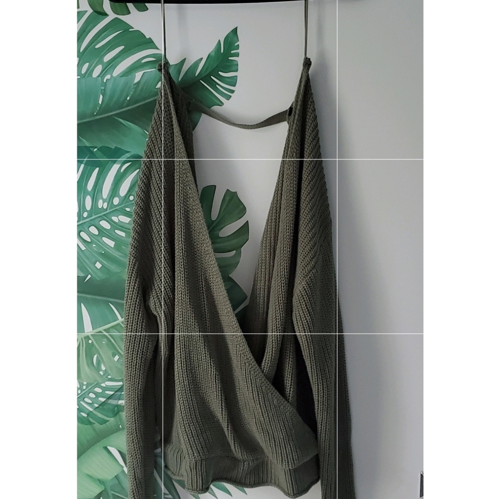 Backless olive knit sweater